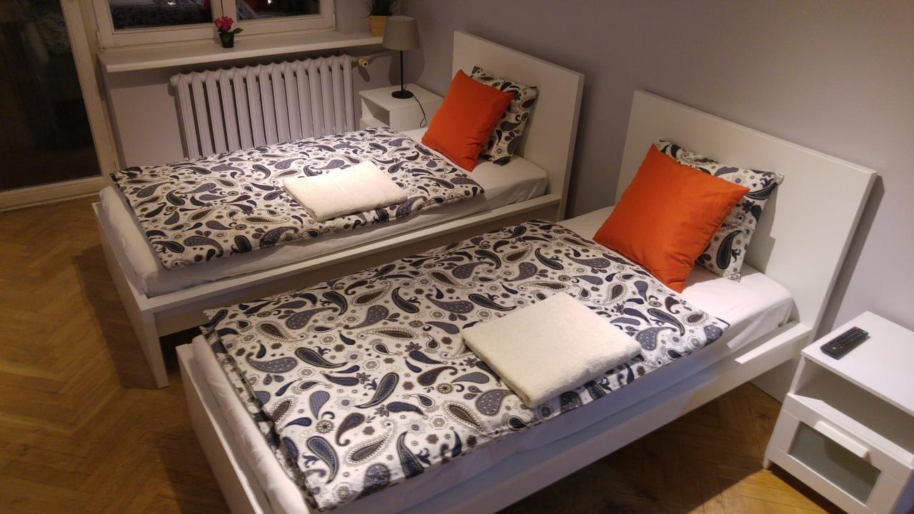 Rent0Nline Niepodleglosci Rooms Metro Warsawa Bagian luar foto