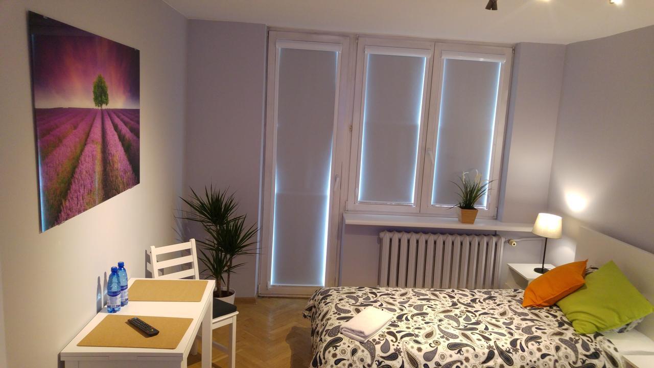 Rent0Nline Niepodleglosci Rooms Metro Warsawa Bagian luar foto